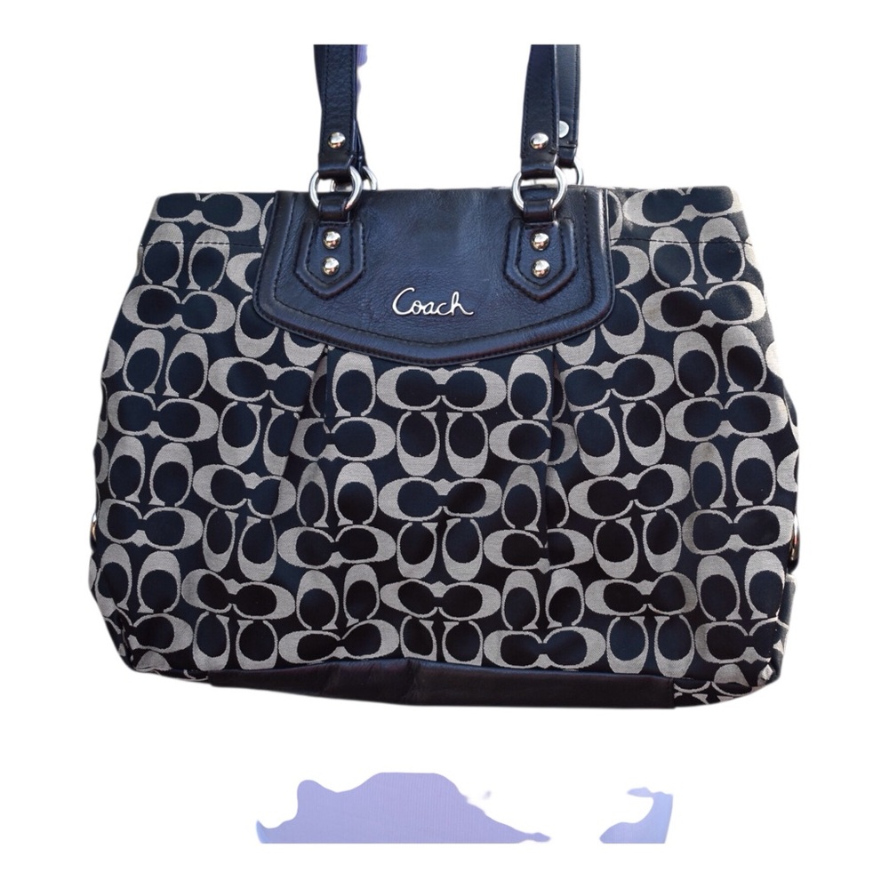 Coach Navy and Black SignatureCoach Ashley Convert idle bag A1381 F1924 black